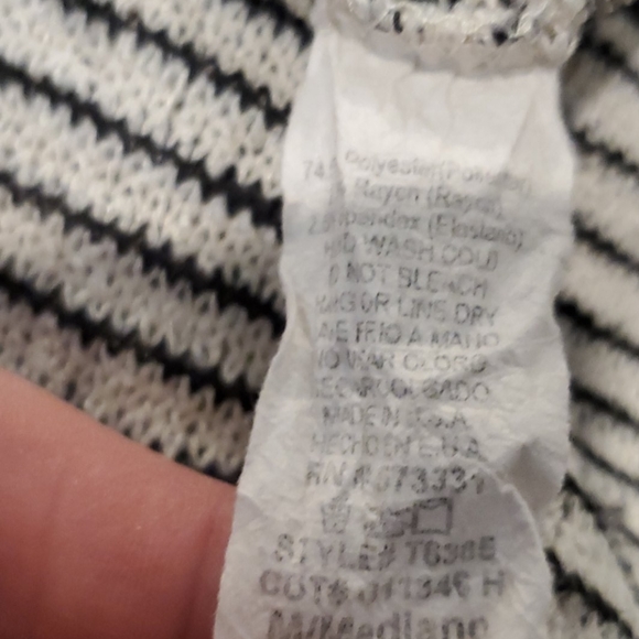 Le Lis Top Size Small Black White Stripe size M - Picture 7 of 7